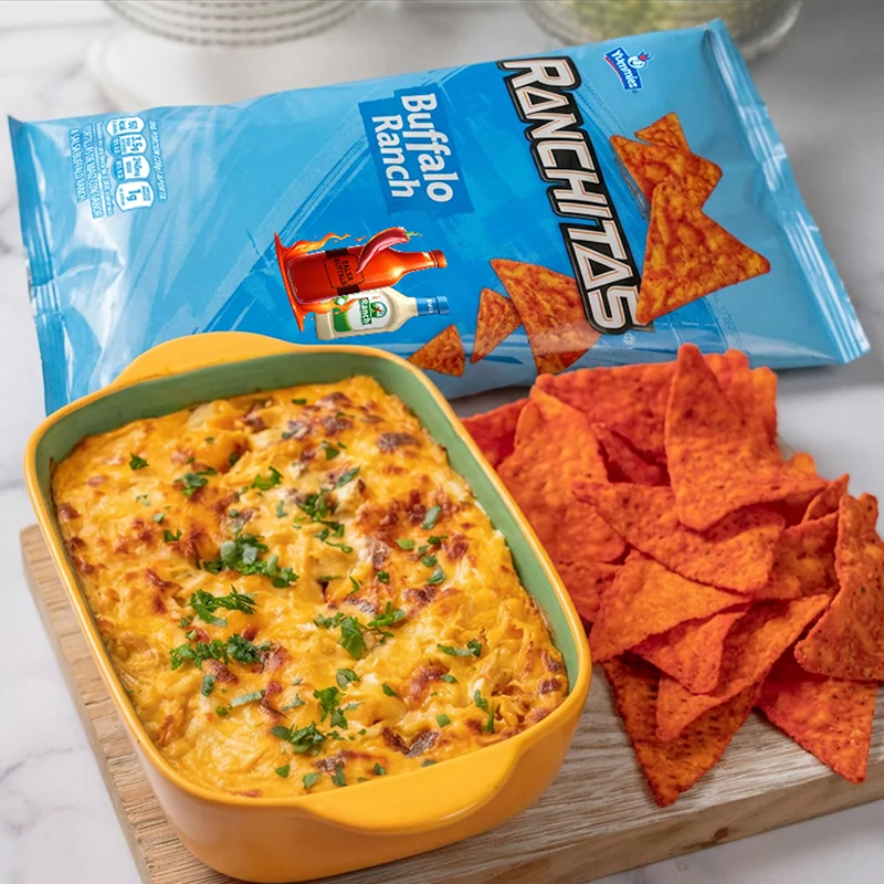 Dip de Pollo Picante y Queso con Ranchitas Buffalo Ranch